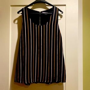 Orb sleeveless top. Size XL ladies